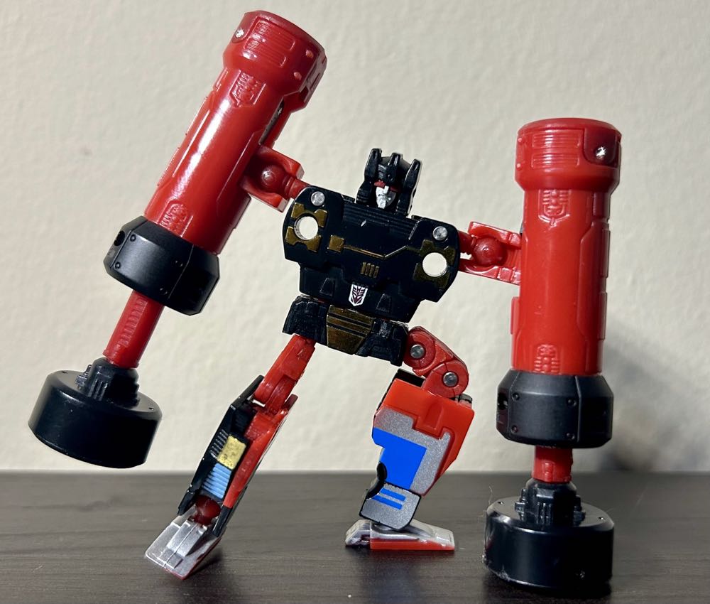 Frenzy - Takara Tomy (Decepticon Mini-Cassette) action figure collectible - Main Image 2