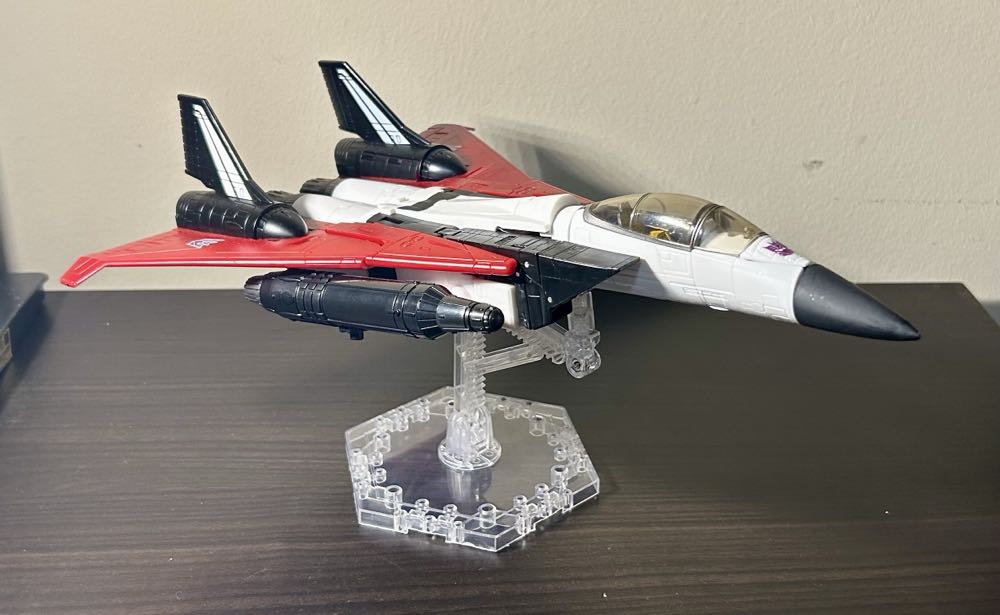 Ramjet - Takara Tomy (Decepticon) action figure collectible - Main Image 2