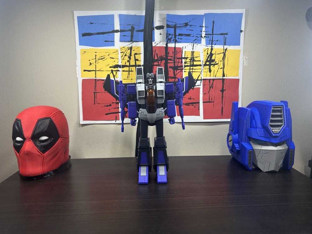 Skywarp - Takara Tomy (Decepticon) action figure collectible - Main Image 4