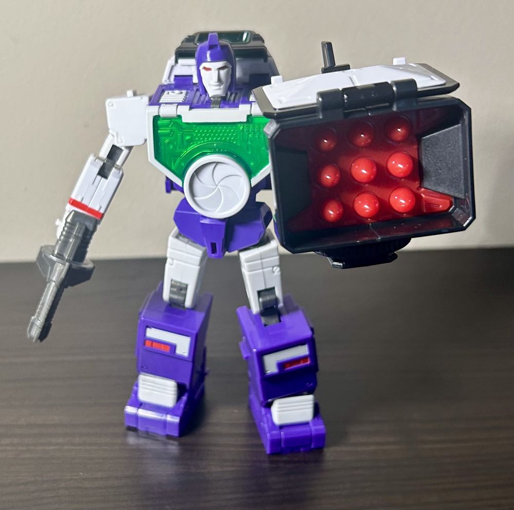 Viewfinder - MAKETOYS (Photons (Decepticon Combiner)) action figure collectible - Main Image 3
