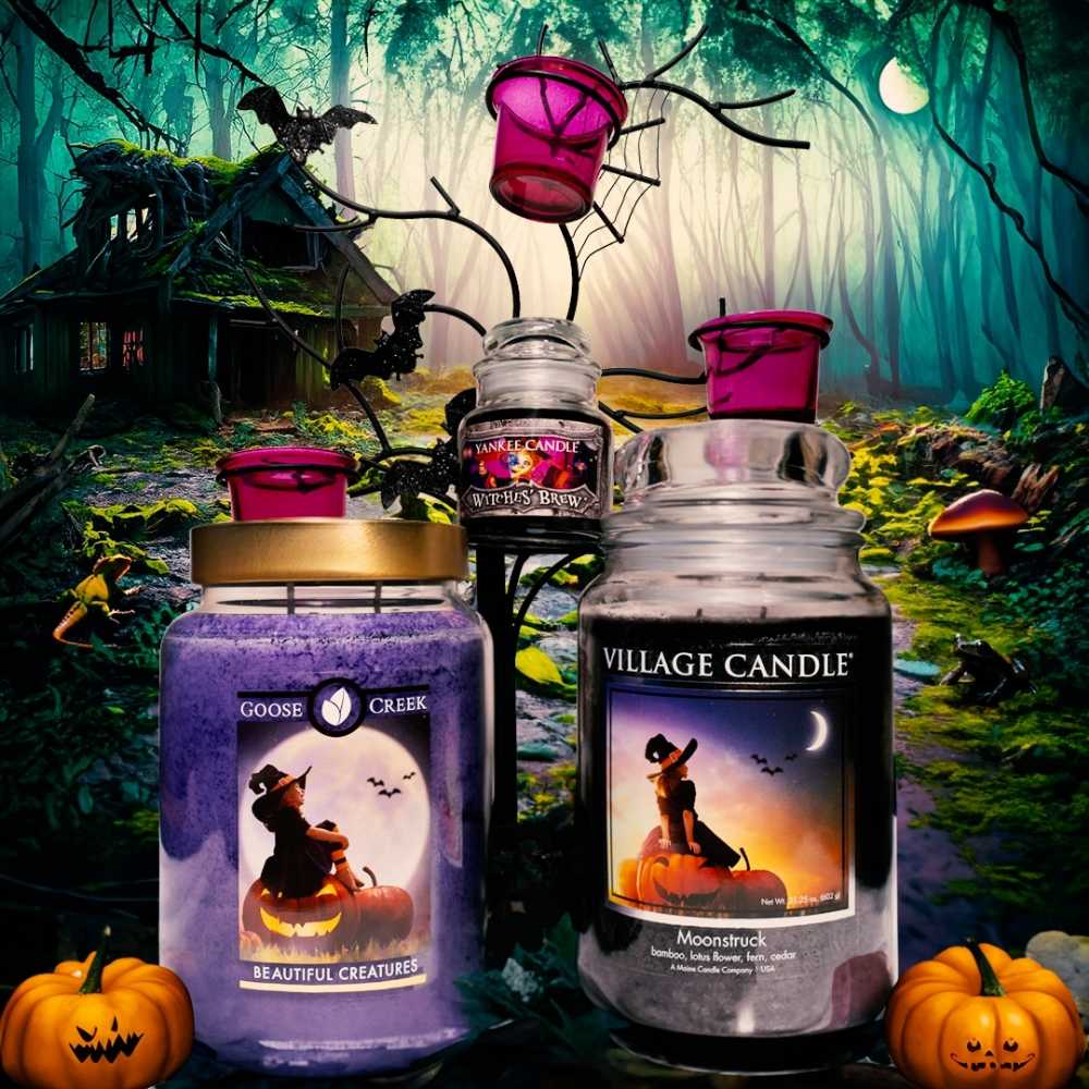 CANDLE: Halloween Village Moonstruck 2022 - Village Candle (Halloween Candles) action figure collectible - Main Image 4