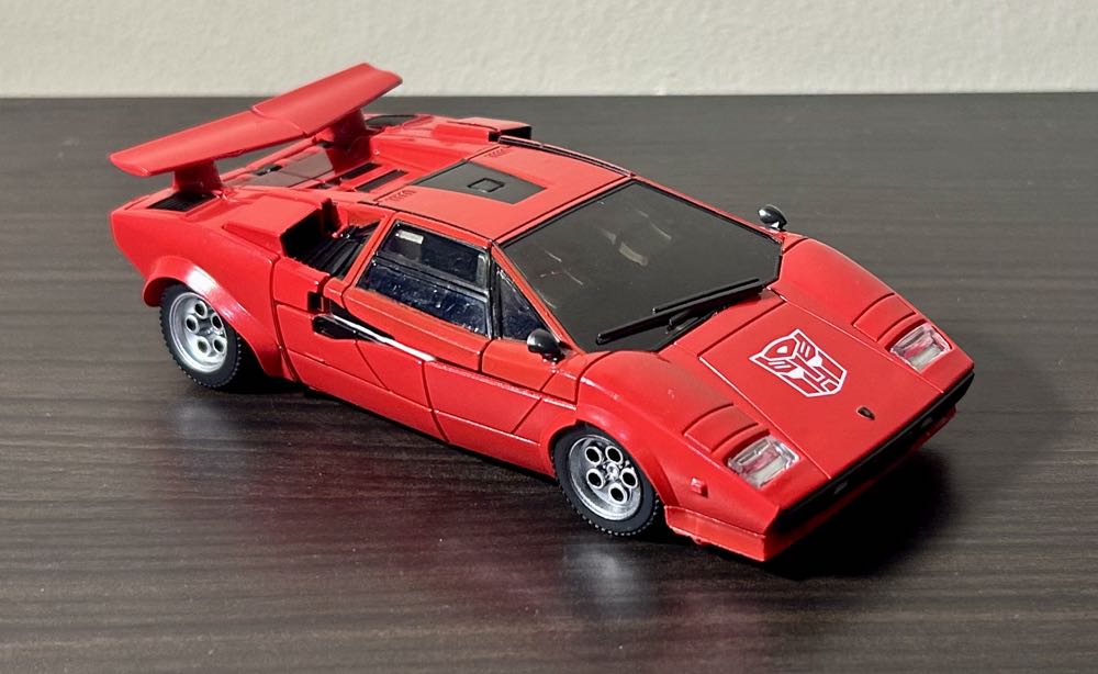 Sideswipe - Takara Tomy (Autobot) action figure collectible - Main Image 2