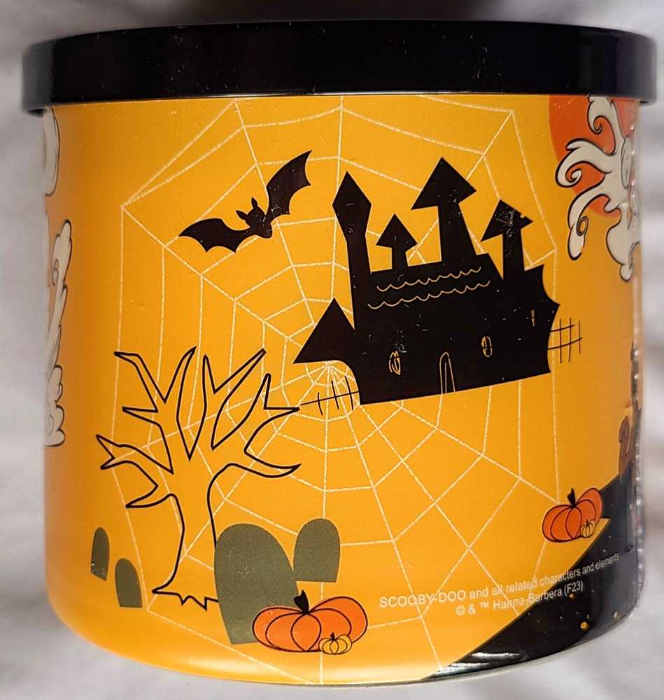 CANDLE: Halloween Goose Creek Lake Monster (Scooby Doo) 2023 - Goose Creek Candle (Halloween Candles) action figure collectible [Barcode 814630022703] - Main Image 3