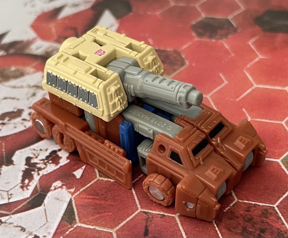 Topshot - Hasbro (Transformers Siege) action figure collectible [Barcode 5010993550937] - Main Image 2