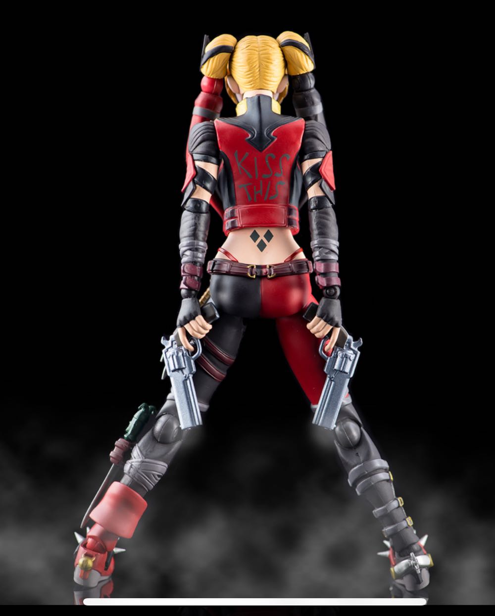 Harley Quinn: Injustice - Ban Dai (DC) action figure collectible - Main Image 4