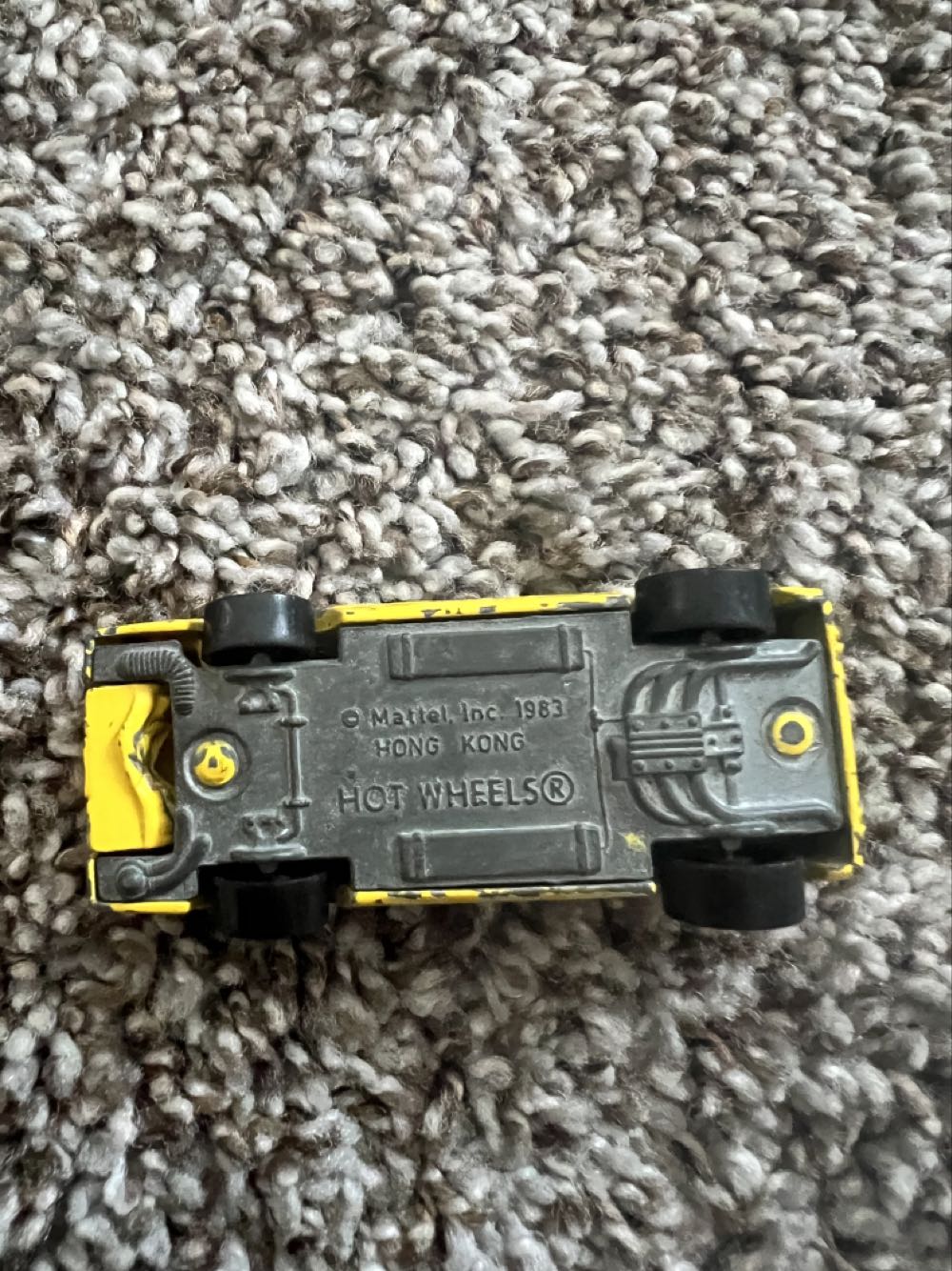 Smash Mobile (Yellow) - Mattel (Hotwheels Loose Crack-Ups) action figure collectible - Main Image 3