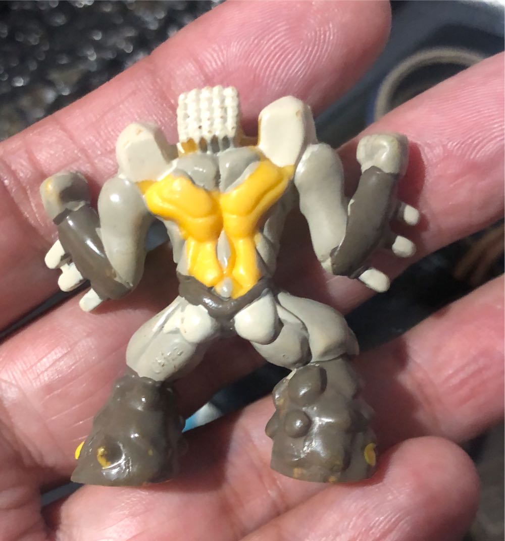 Diamante, El Antiguo Soldado - Gormiti (Gris) action figure collectible - Main Image 2