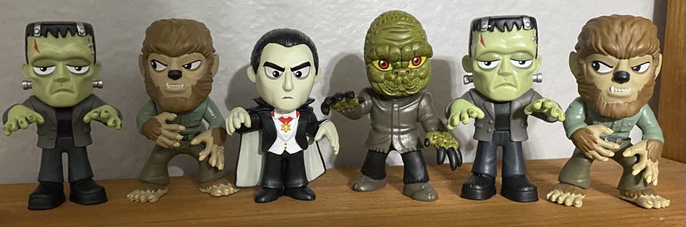 Universal Monsters: Blind Box  action figure collectible - Main Image 1