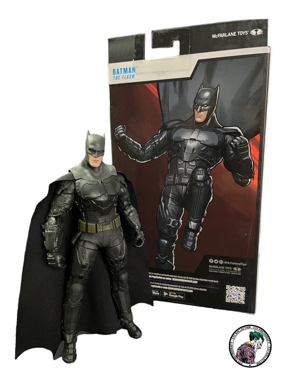 DC Multiverse (2023) (11x07) Batman - McFarlane Toys (The Flash (2023)) action figure collectible - Main Image 2
