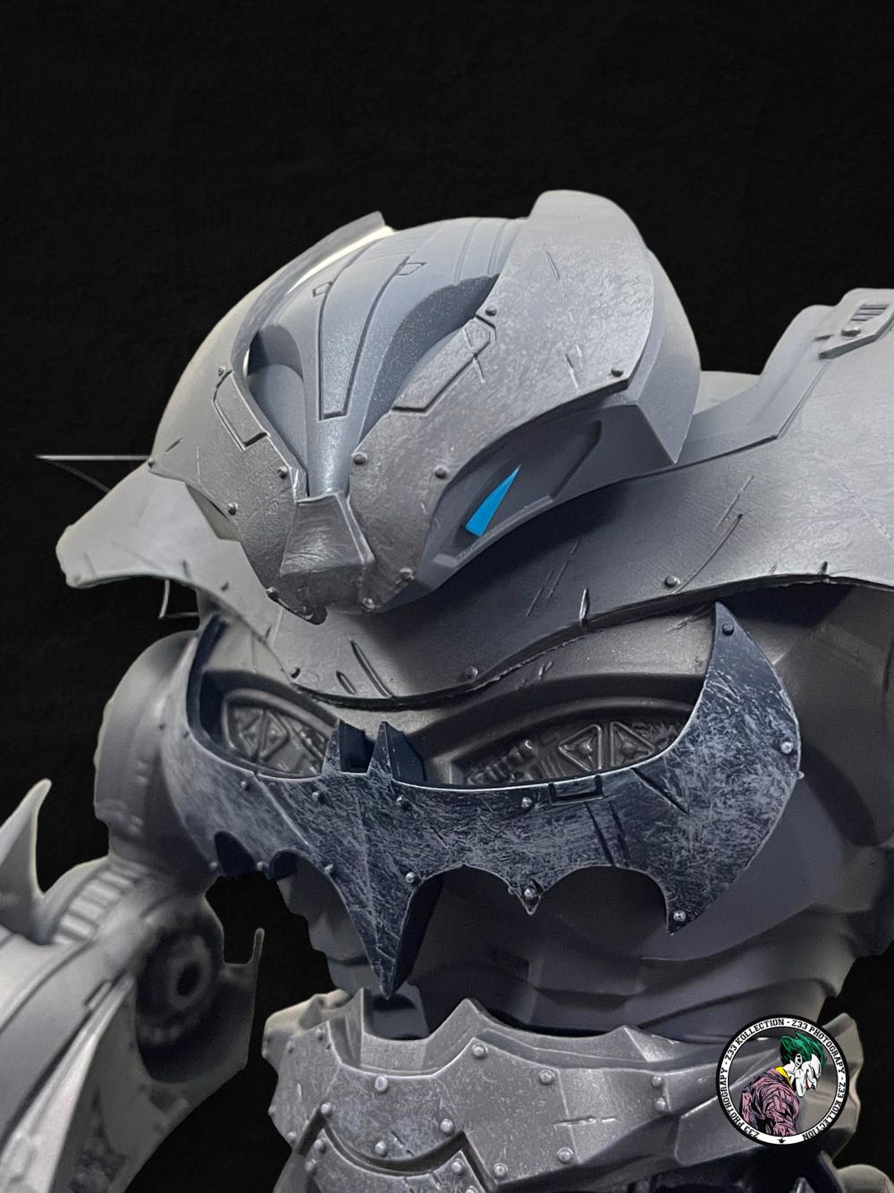 Justice Buster - McFarlane Toys (Batman Endgame) action figure collectible - Main Image 2