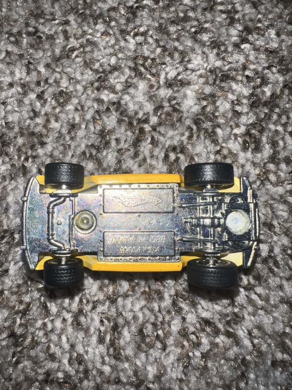 VW Beetle - Mattel (Hotwheels Loose VW Bugs) action figure collectible - Main Image 2