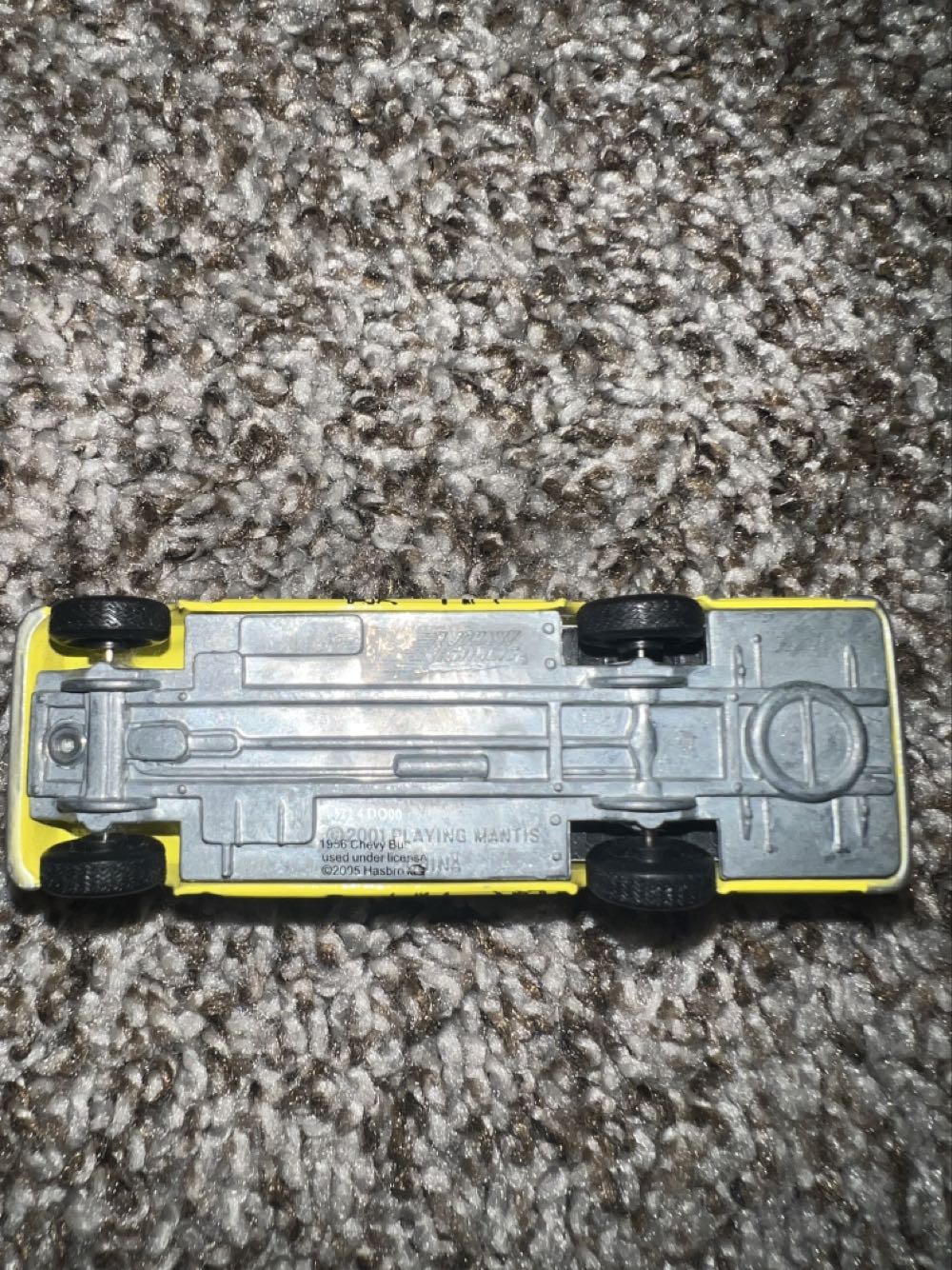 Playing Mantis - Johnny Lightning (Toy Car Buses) action figure collectible - Main Image 2