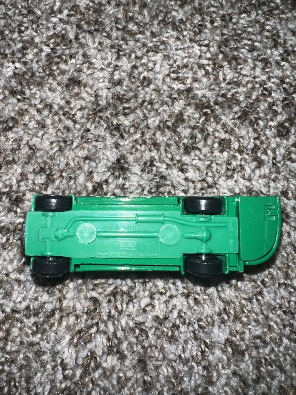Zoo Tourist Your Bus - GOLDEN (Toy Car Buses) action figure collectible - Main Image 2
