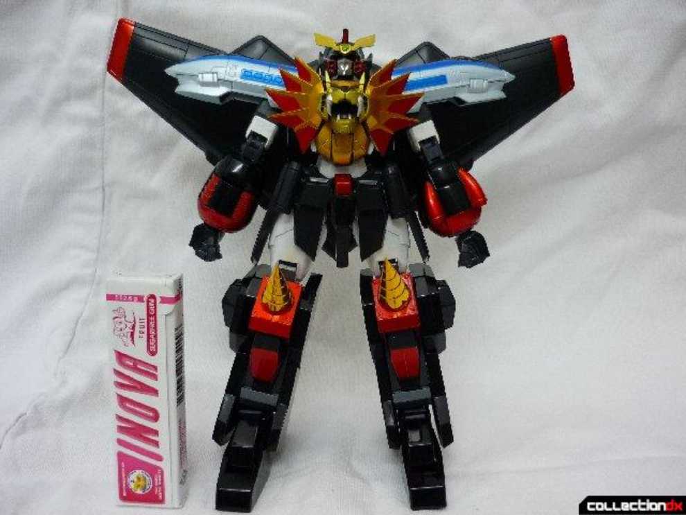 Bandai Super Robot The King Of Braves Super Robot Chogokin Gaogaigar & Dividing Driver (Loose & Incomplete)  action figure collectible - Main Image 4