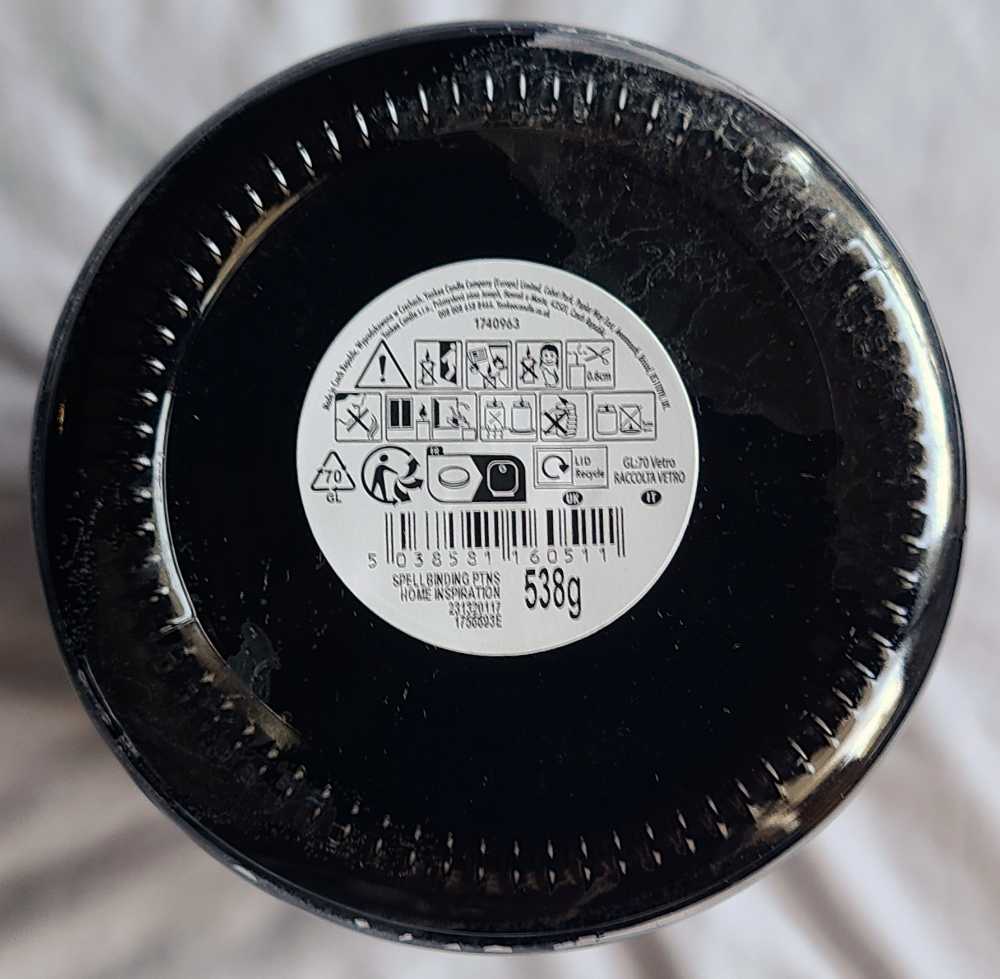 CANDLE: Halloween Yankee Spellbinding Potions - Midnight Magnolia 2023 UK - Yankee Candle (Halloween Candles) action figure collectible [Barcode 5038581160511] - Main Image 2