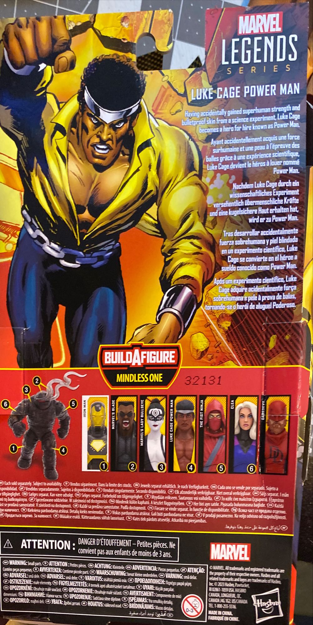 Luke Cage (Power Man) - Hasbro (Marvel Legends Knights) action figure collectible [Barcode 5010996166722] - Main Image 2