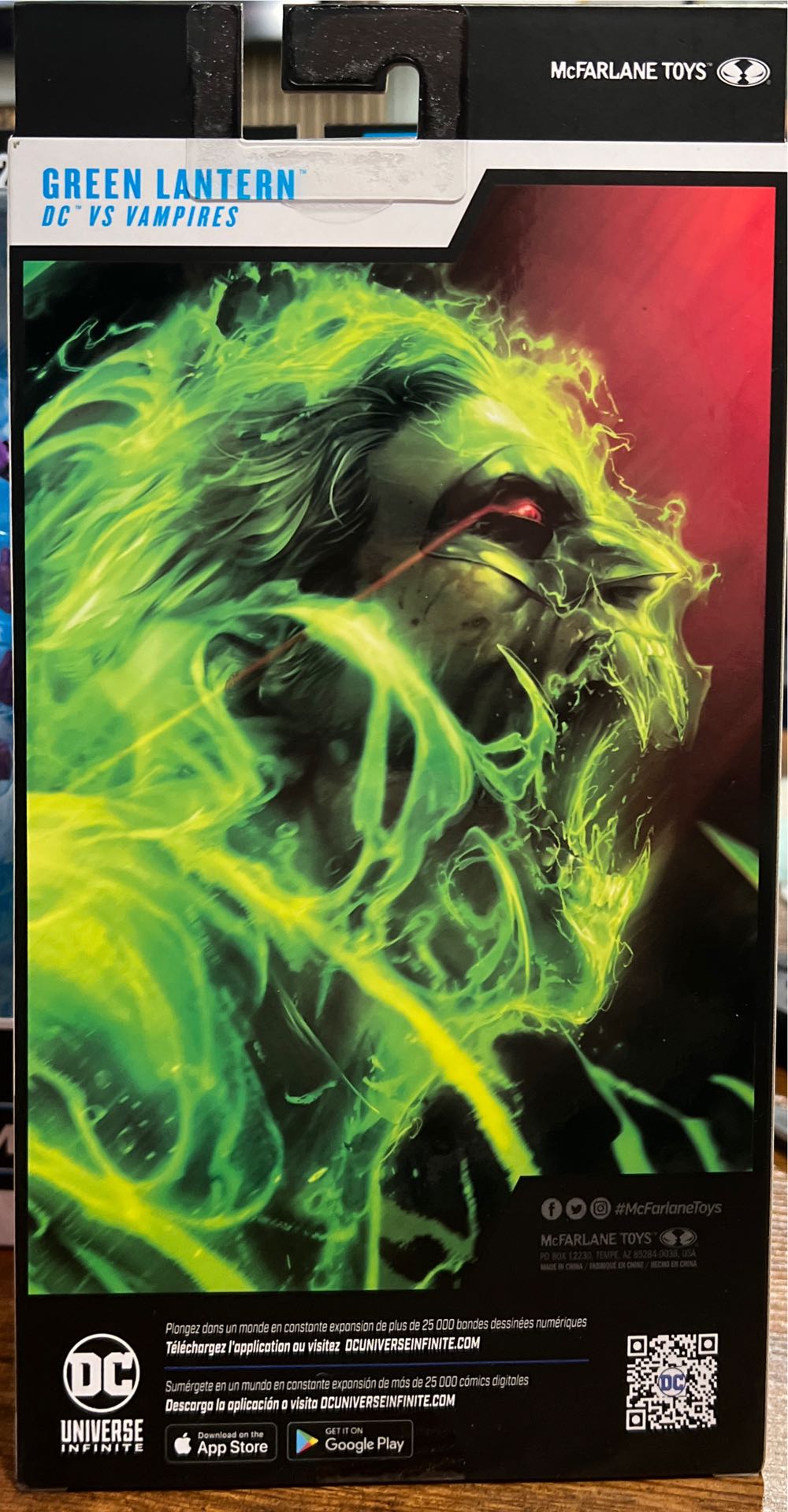 Green Lantern (DC VS Vampires) Gold Label - McFarlane Toys (DC Multiverse) (DC Multiverse) action figure collectible - Main Image 2