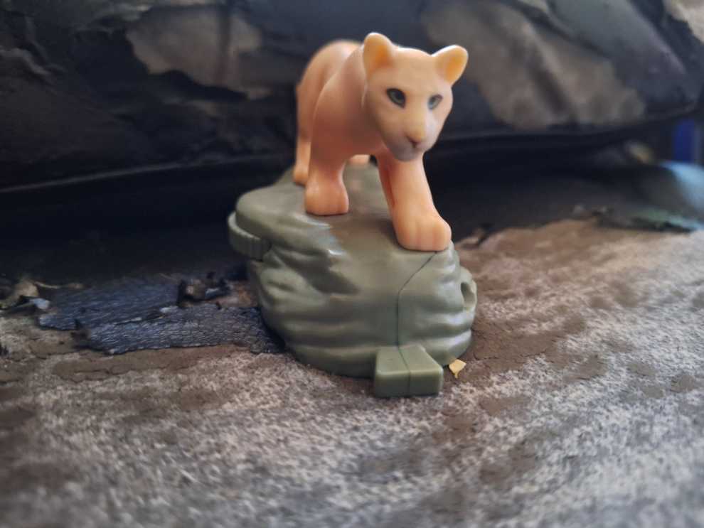 Lion King Mom - McDonald’s Happy Meal Toy (Disney The Lion King) action figure collectible - Main Image 2