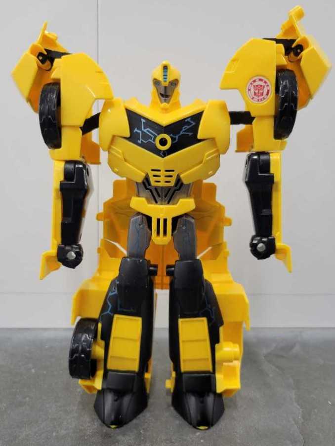 Bumblebee Power Surge Missing Buzzstrike And 1 Tire  - Hasbro (Robots In Disguise 2015) action figure collectible - Main Image 2