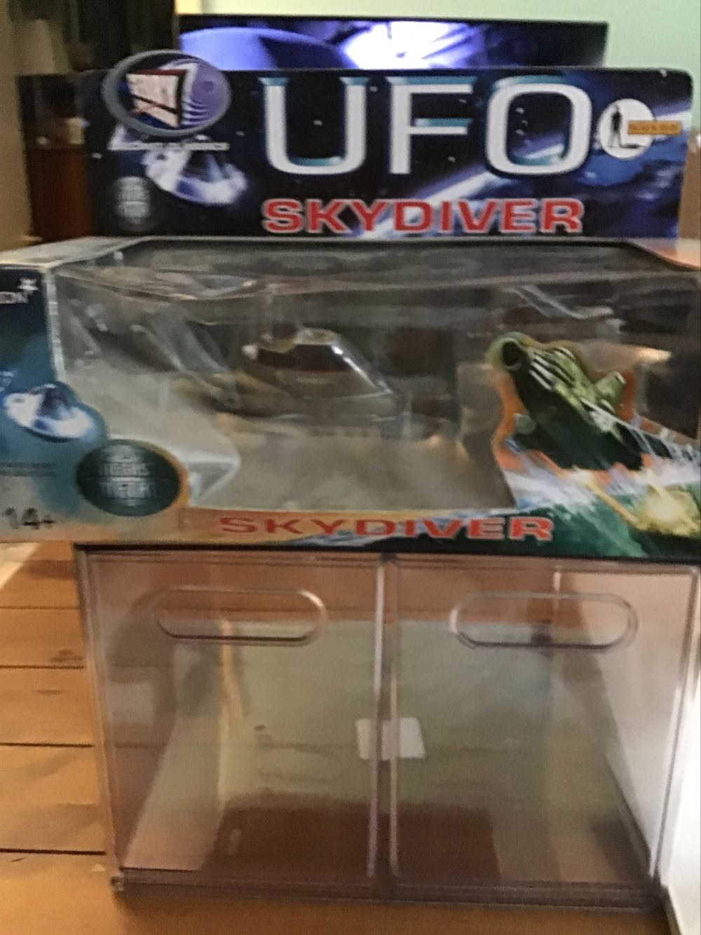 U.F.O. Sky 1 Gerry Anderson Ufo Skydiver  action figure collectible [Barcode 5060046210370] - Main Image 3