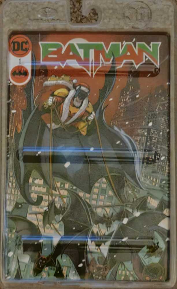 Batman (Santa - Red) - McFarlane Toys (Gold Label) action figure collectible [Barcode 787926170771] - Main Image 3