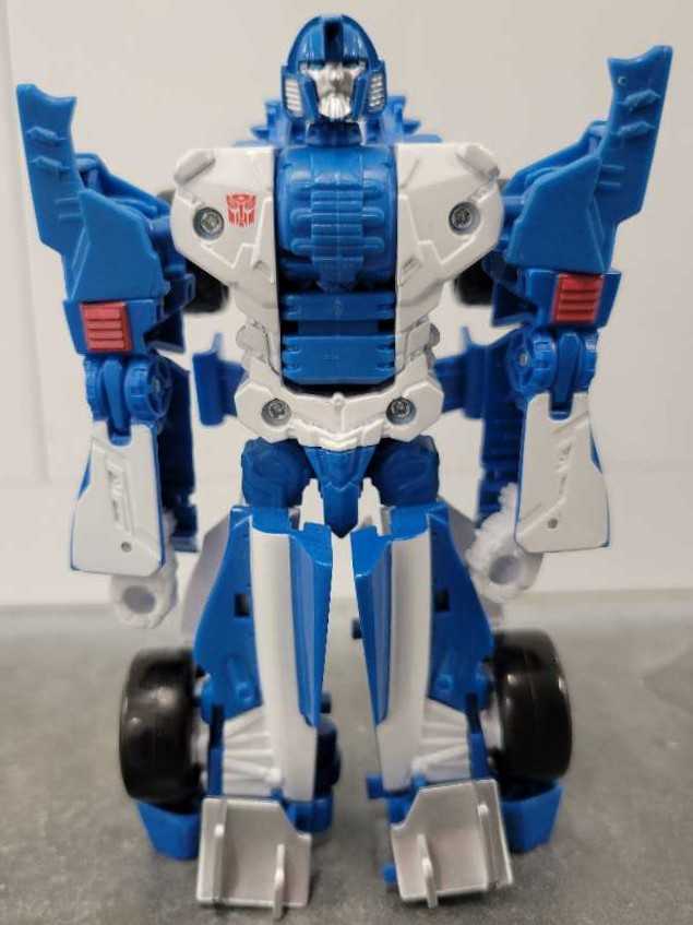 Mirage - Hasbro (Combiner Wars) action figure collectible - Main Image 2