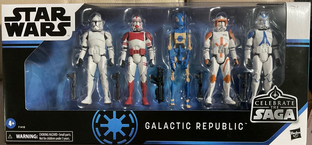 Celebrate The Saga - Galactic Republic - 00M10 - Hasbro/ Disney (Galactic Republic) action figure collectible - Main Image 2