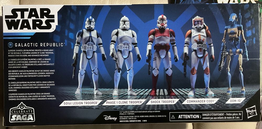 Celebrate The Saga - Galactic Republic - Phase 1 Clone Trooper - Hasbro/ Disney (Galactic Republic) action figure collectible - Main Image 3