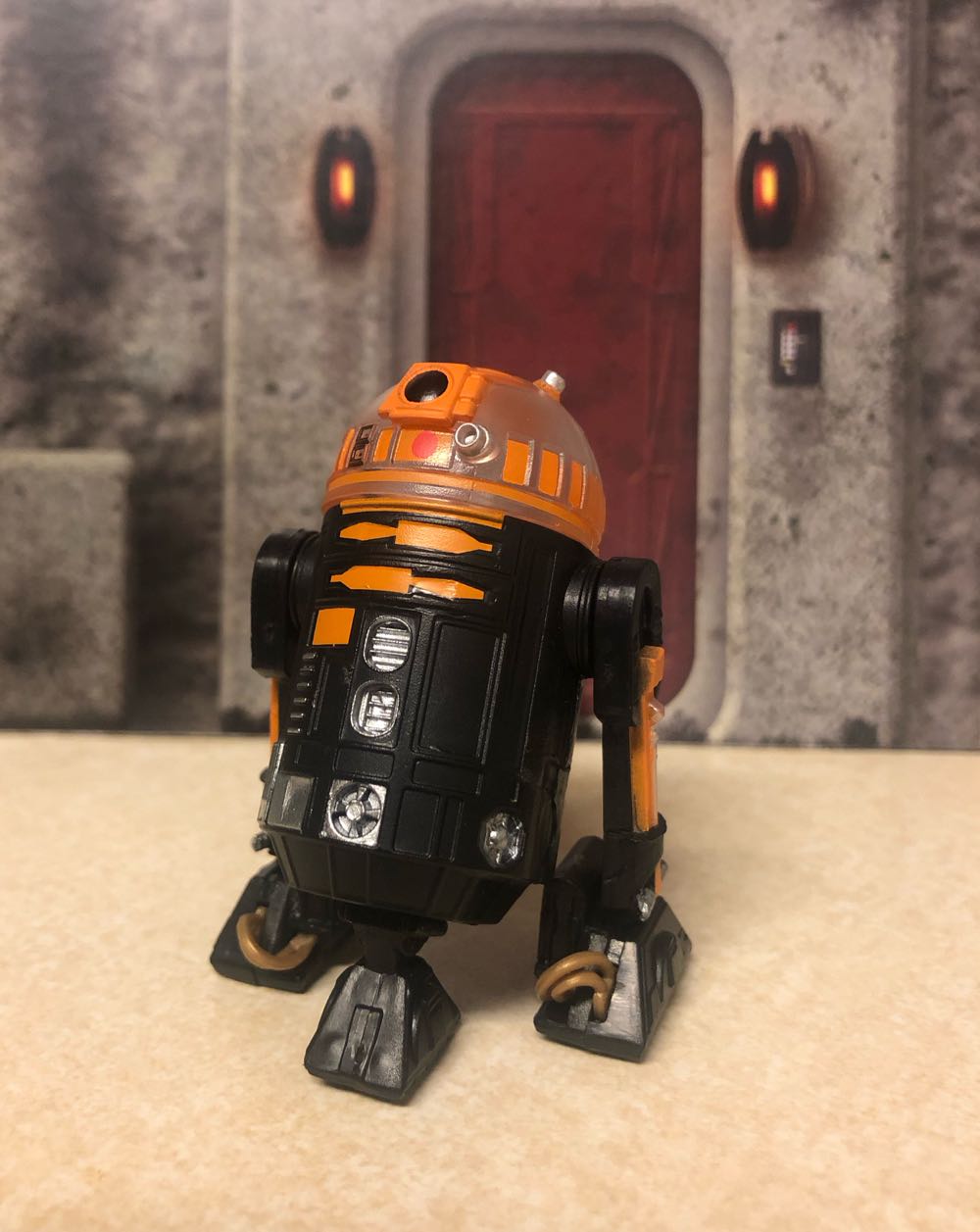Astromech Droid (Black/Orange - Rockets) Galaxy’s Edge Trading Outpost (Target Exclusive) - Hasbro action figure collectible - Main Image 2