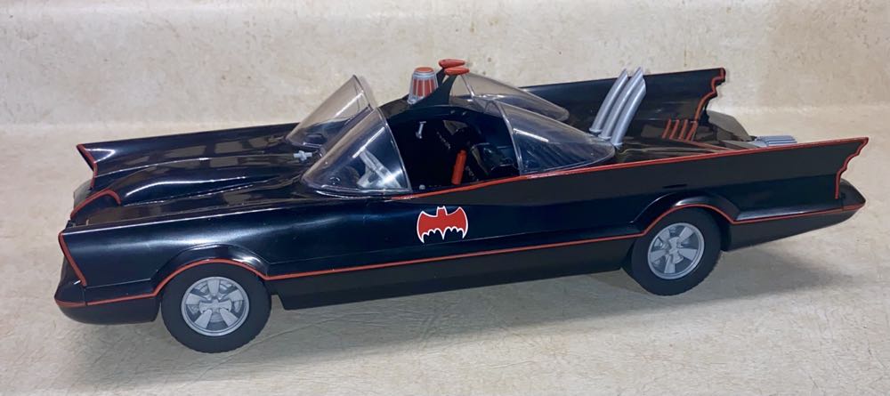 Batmobile - McFarlane Toys™ (1966 Batman Classic Tv Series) action figure collectible [Barcode 787926150391] - Main Image 4