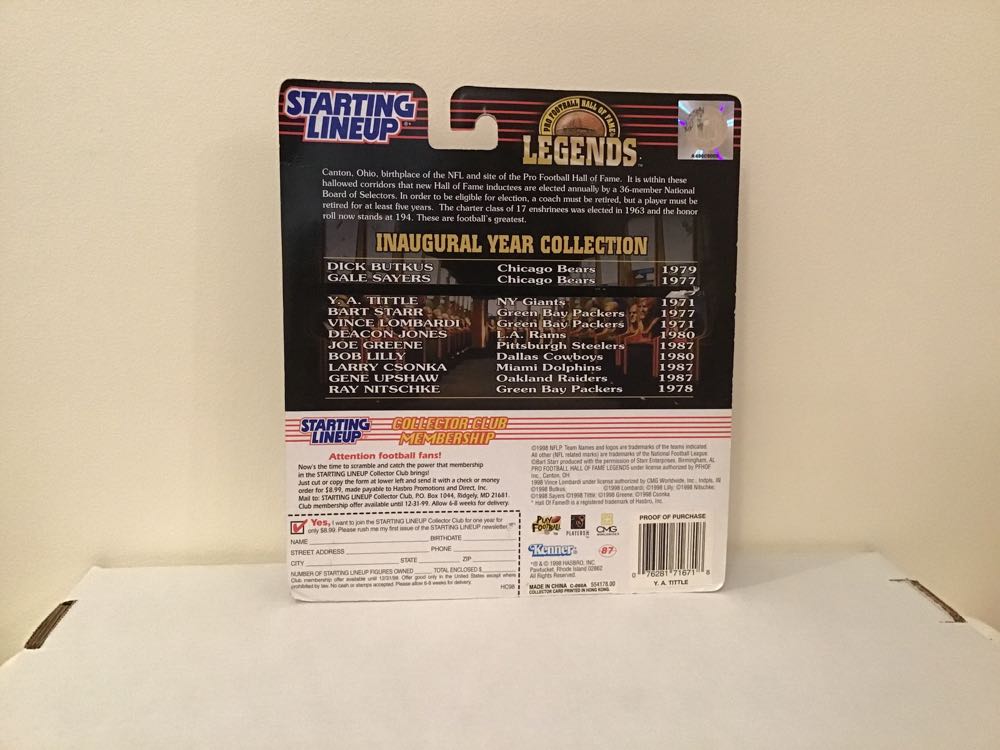 Y.A. Tittle - Kenner (Hall Of Fame) action figure collectible - Main Image 2