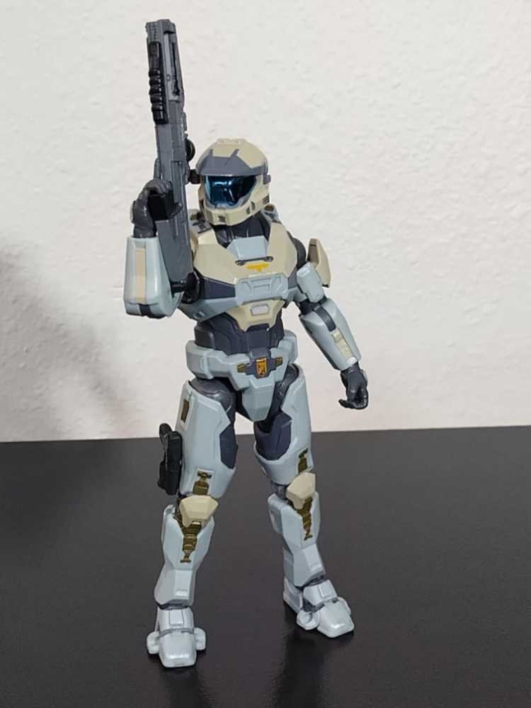 Commander Agryna - Jazwares LLC (HALO) action figure collectible [Barcode 191726432067] - Main Image 3