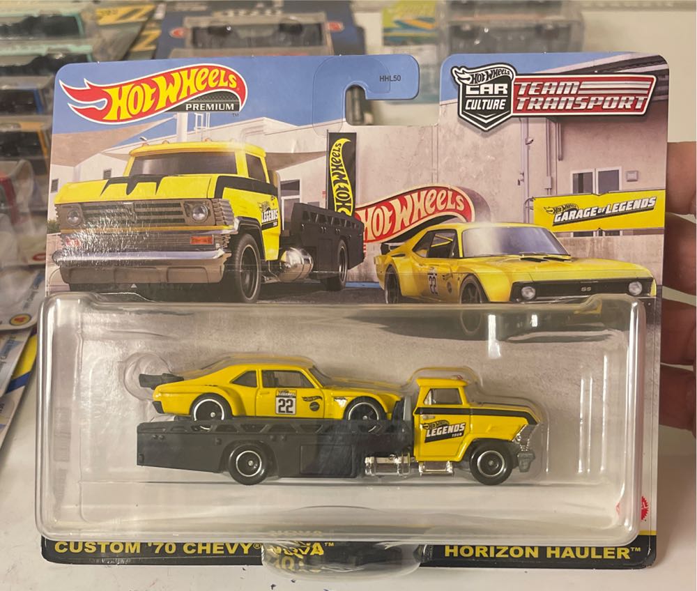 Hot Wheels Team 1:64 Car Transporter Yellow Hhl50 Transport Nova Custom Legends Chevy Hauler Horizon ’70 Premium Tour & ‘70 Culture Garage With Of 70 Walmart Legend New And Chevrolet 1 64 - Hot Wheel / Mattel (HW Car Haulers) action figure collectible [Barcode 194735070848] - Main Image 2