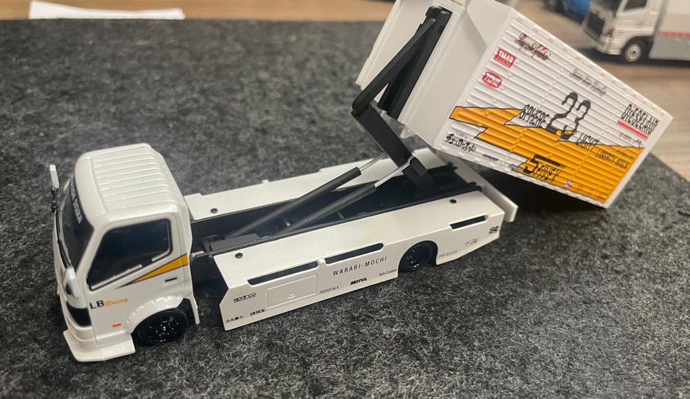 LBWK Truck - Mirco Turbo (LBWK) action figure collectible [Barcode 6975632430164] - Main Image 4