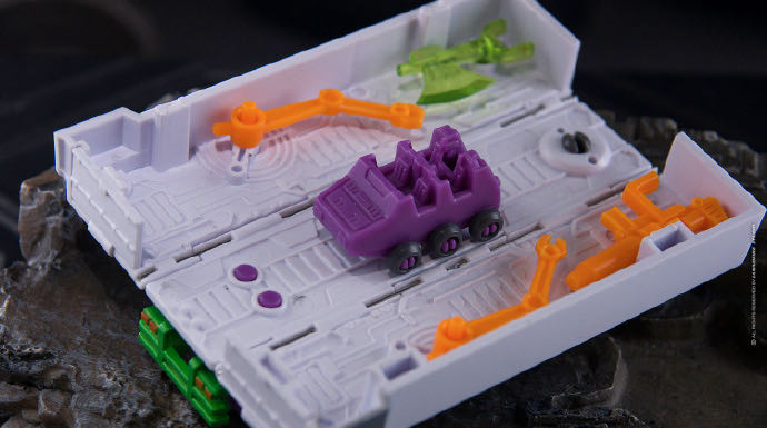 EW-04E Prime Commander (EVA Limited) - Dr. Wu Studio (Transformers 3rd Party) action figure collectible - Main Image 4