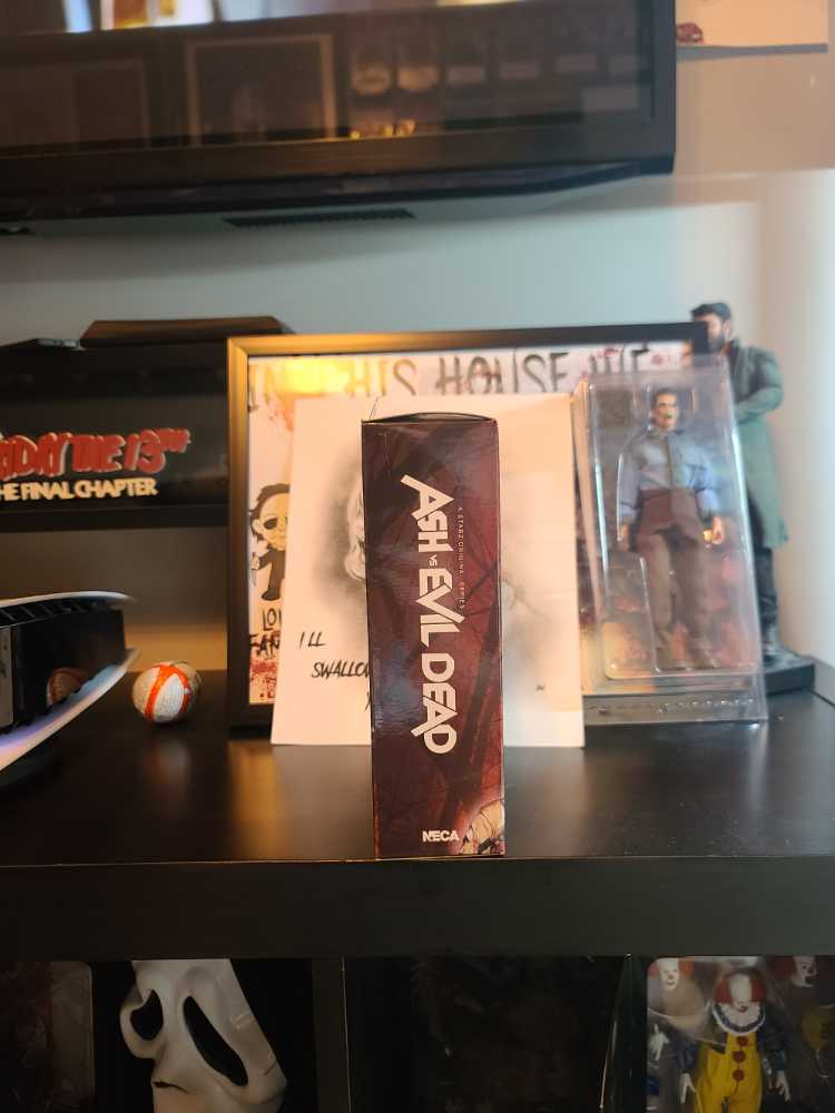 Neca Ash Vs Evil Dead Asylum Ash Signed - Neca (Horror) action figure collectible - Main Image 4