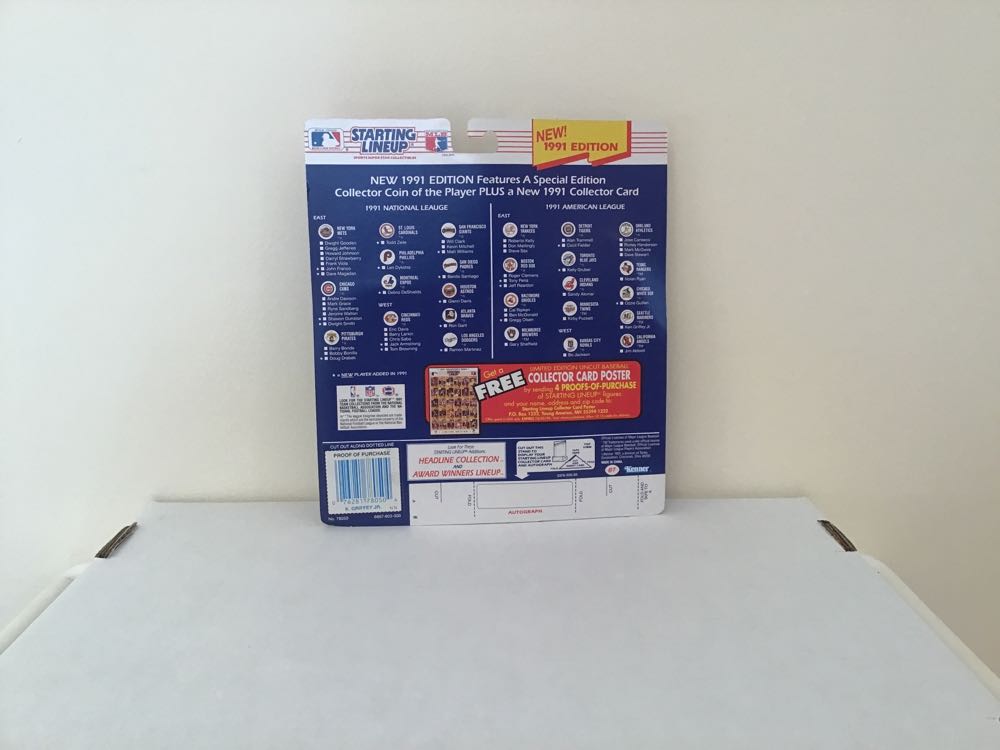 Ken Griffey, Jr. - Kenner action figure collectible - Main Image 2