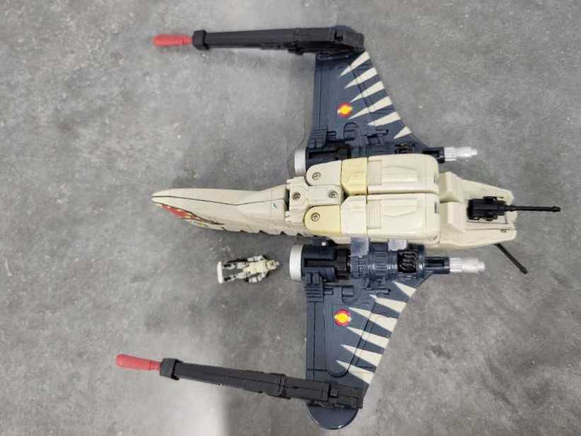 Clone Pilot To ARC-170 Starfighter - Hasbro (Star Wars Crossover) action figure collectible - Main Image 4