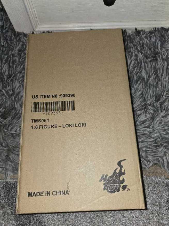 Hot Toys Marvel Loki (Variant) TVA - Hot Toys / Sideshow (1:6 Film/Television) action figure collectible [Barcode 4895228609441] - Main Image 4