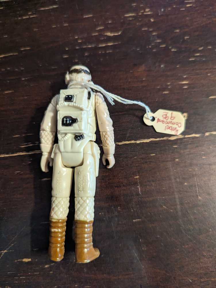 Rebel Commander - Kenner (Empire Strikes Back) action figure collectible [Barcode 076281393001] - Main Image 4
