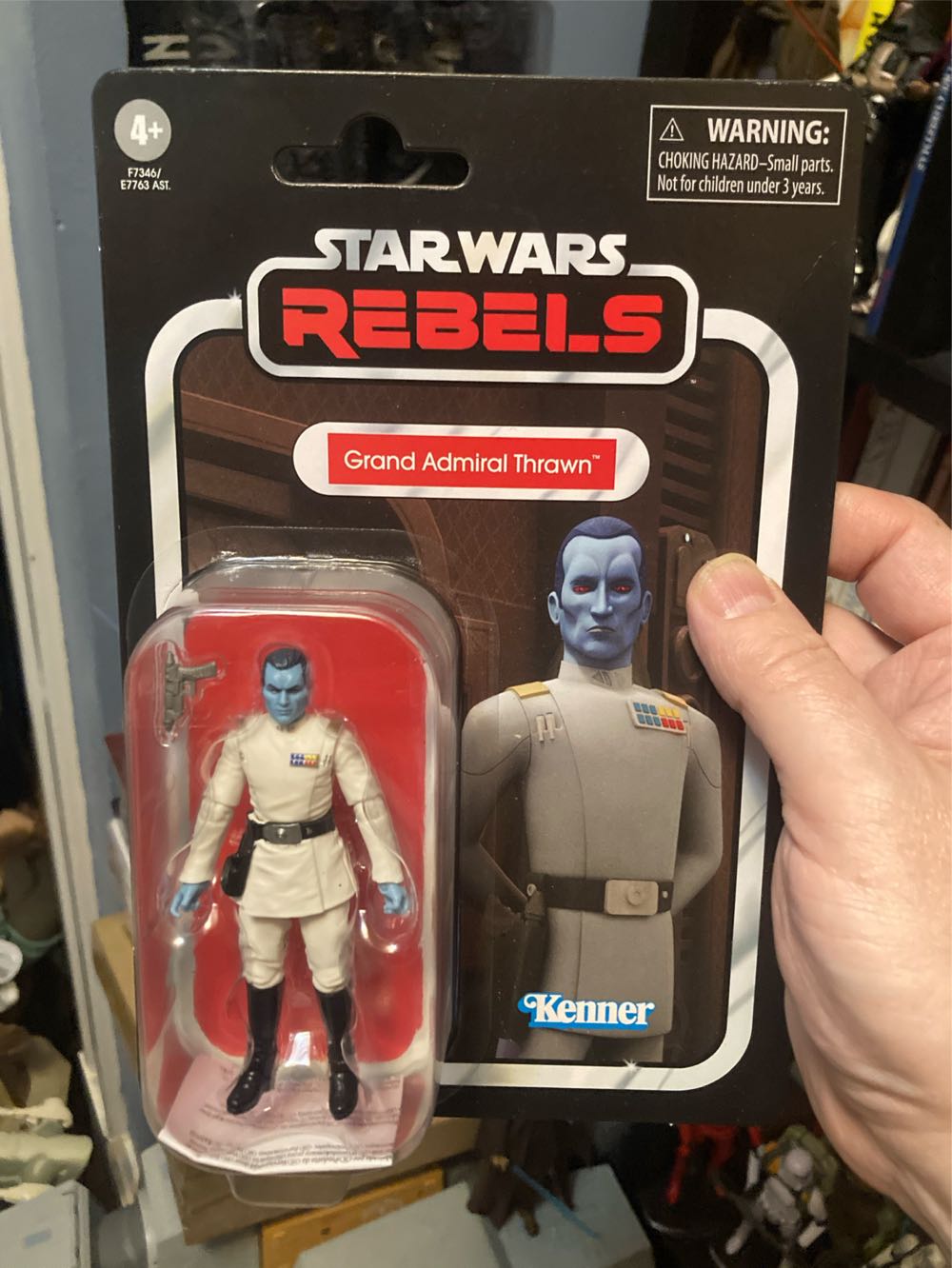 Grand Admiral Thrawn - Hasbro (Star Wars The Vintage Collection) action figure collectible [Barcode 5010996184269] - Main Image 4