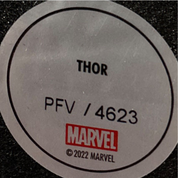 Thor - Chris Hemsworth (Avengers: Endgame) action figure collectible - Main Image 4