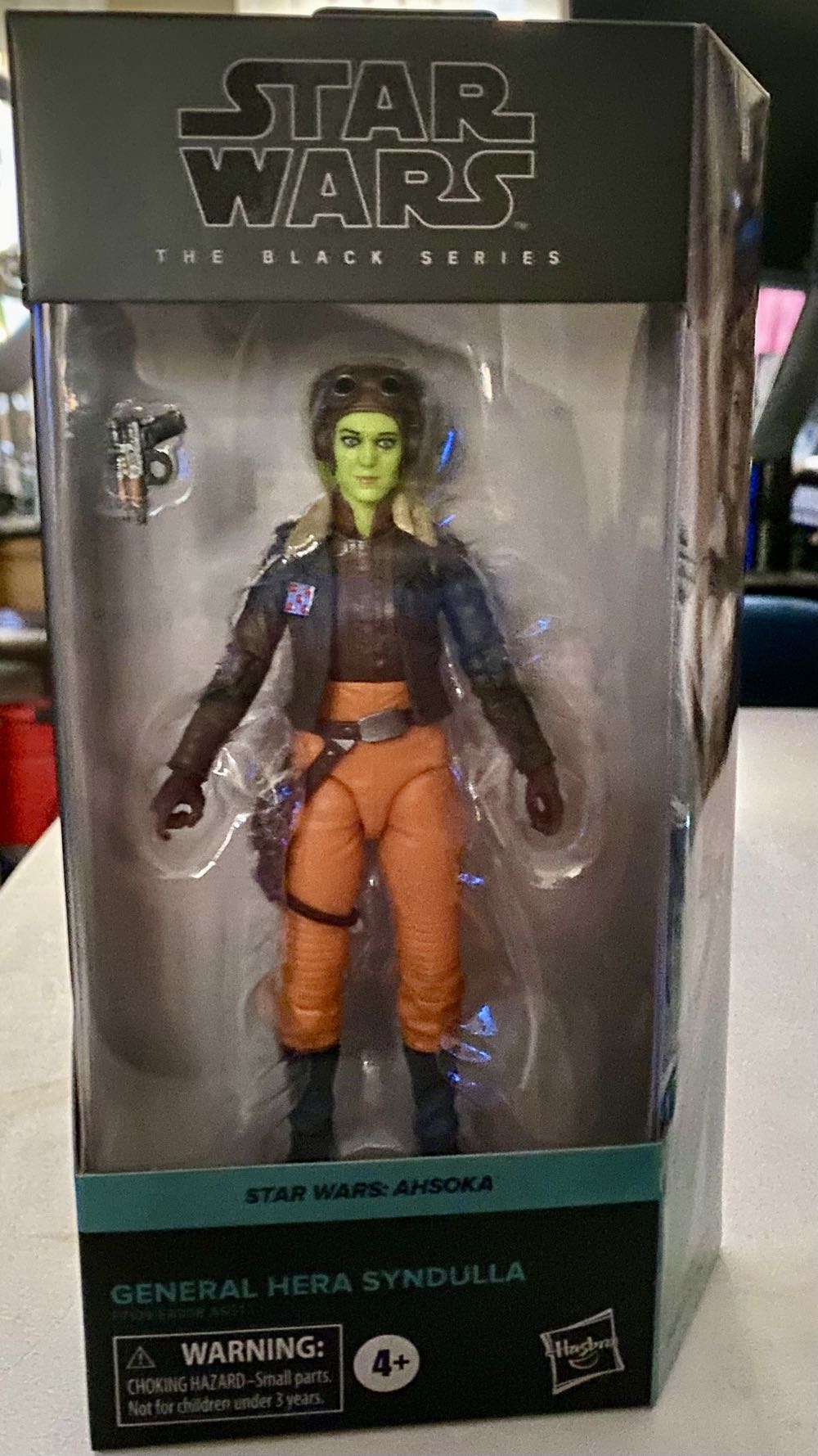 General Hera Syndulla - Disney/ Hasbro (Black Series 6” Ahsoka 2020- 2024) action figure collectible [Barcode 5010996213532] - Main Image 2