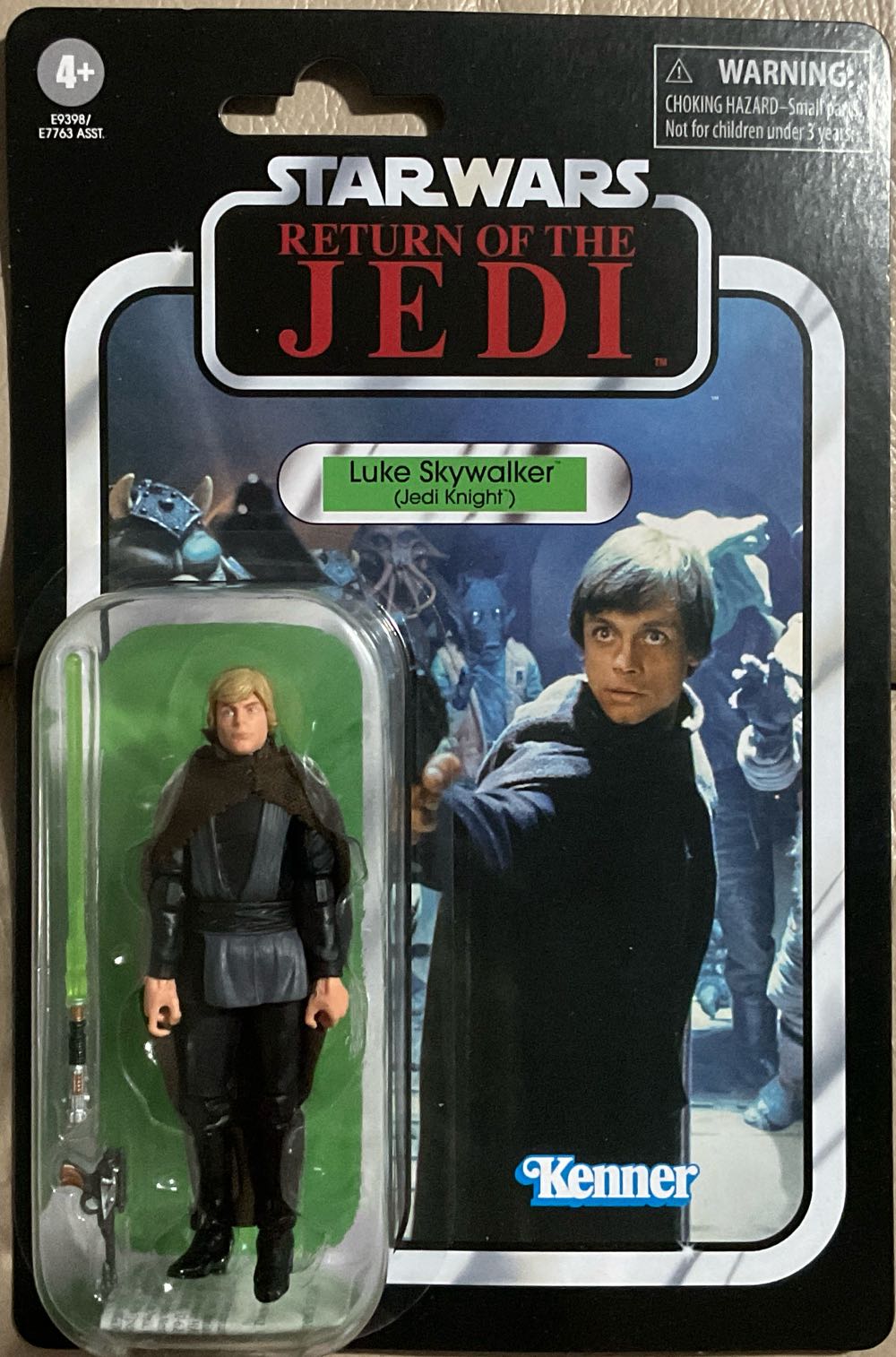 Cable Guys Modern Sonic The Hedgehog Gaming Accessories Holder & Phone Holder For Controller Xbox Play Station Nintendo Switch & Phone Iphone Samsung Galaxy Google Pixel