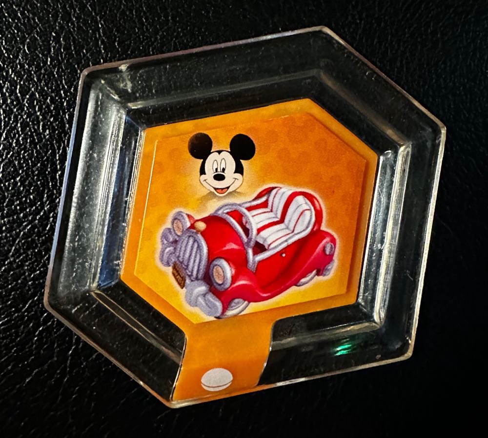 Mickey’s Car Disk  action figure collectible - Main Image 1