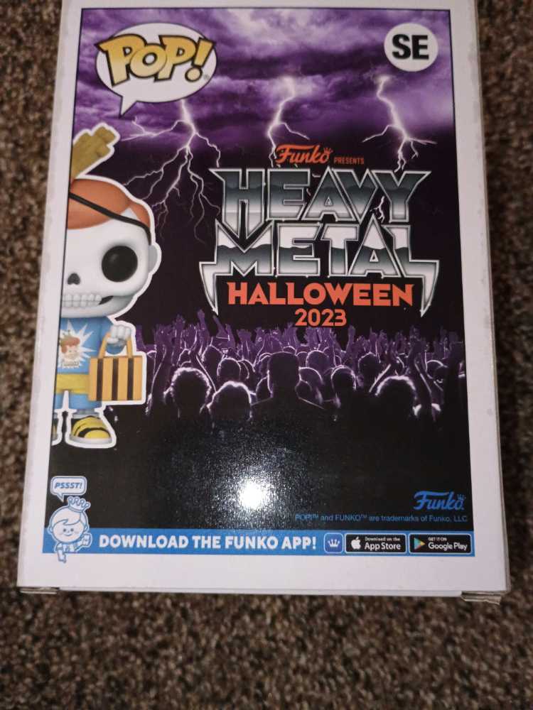 Freddy Funko: Freddy Bones (Black And White) #SE - Funko (Heavy Metal Halloween) action figure collectible [Barcode 889698770675] - Main Image 2