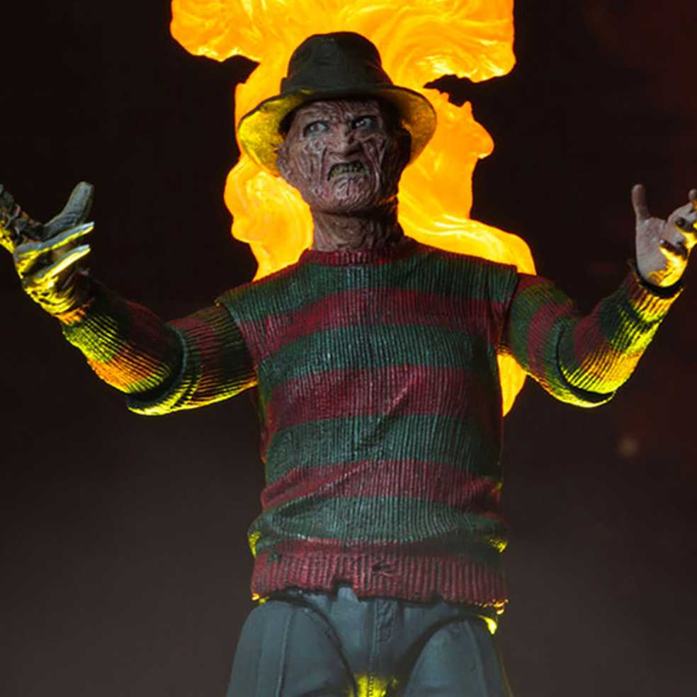 NECA: Ultimate Freddy Nightmare 2 - Neca (A Nightmare On Elm Street) action figure collectible - Main Image 3