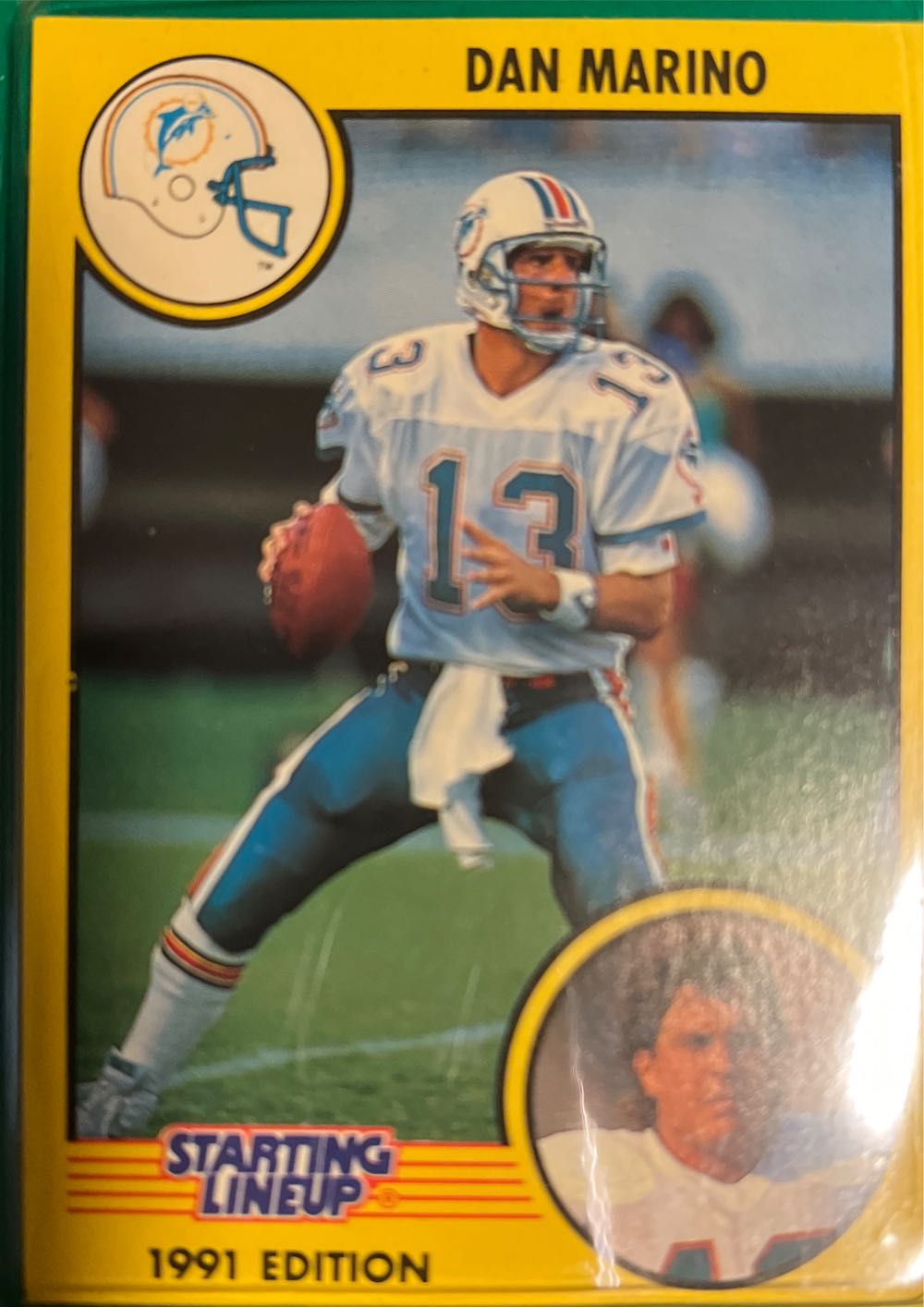 Starting Lineup Dan Marino - Kenner action figure collectible [Barcode 076281735047] - Main Image 2
