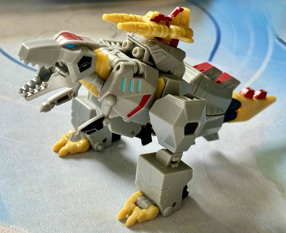 Grimlock - Deluxe Class - Hasbro (Transformers) action figure collectible [Barcode 5010996134622] - Main Image 2