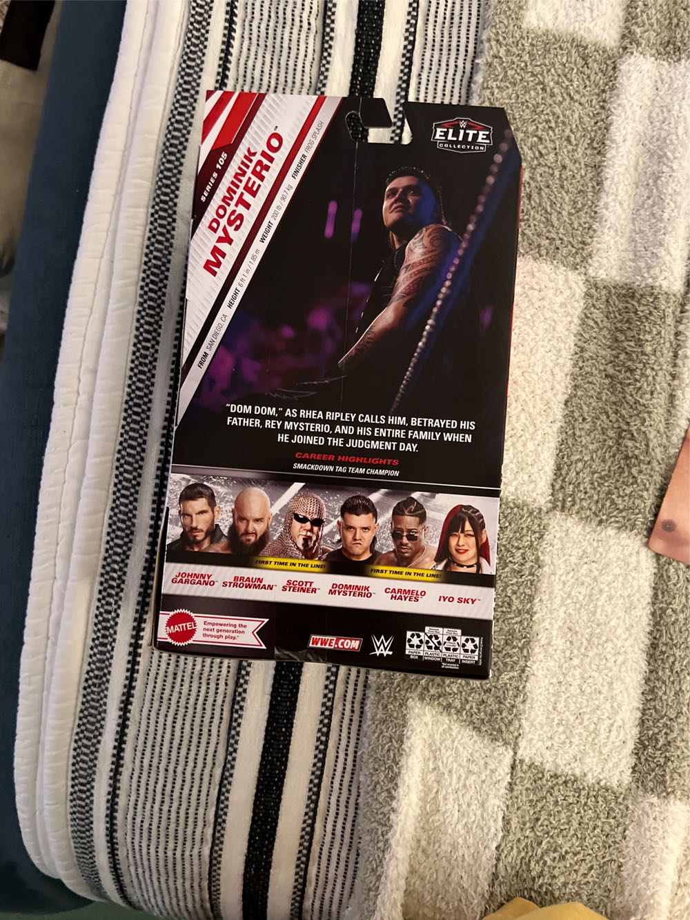 WWE Elite Dominik Mysterio - Mattel (WWE Elite Series 105) action figure collectible [Barcode 194735199495] - Main Image 2